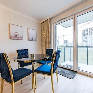 Apartament Nowa Letnica, Osiedle Latarnikow Apartament